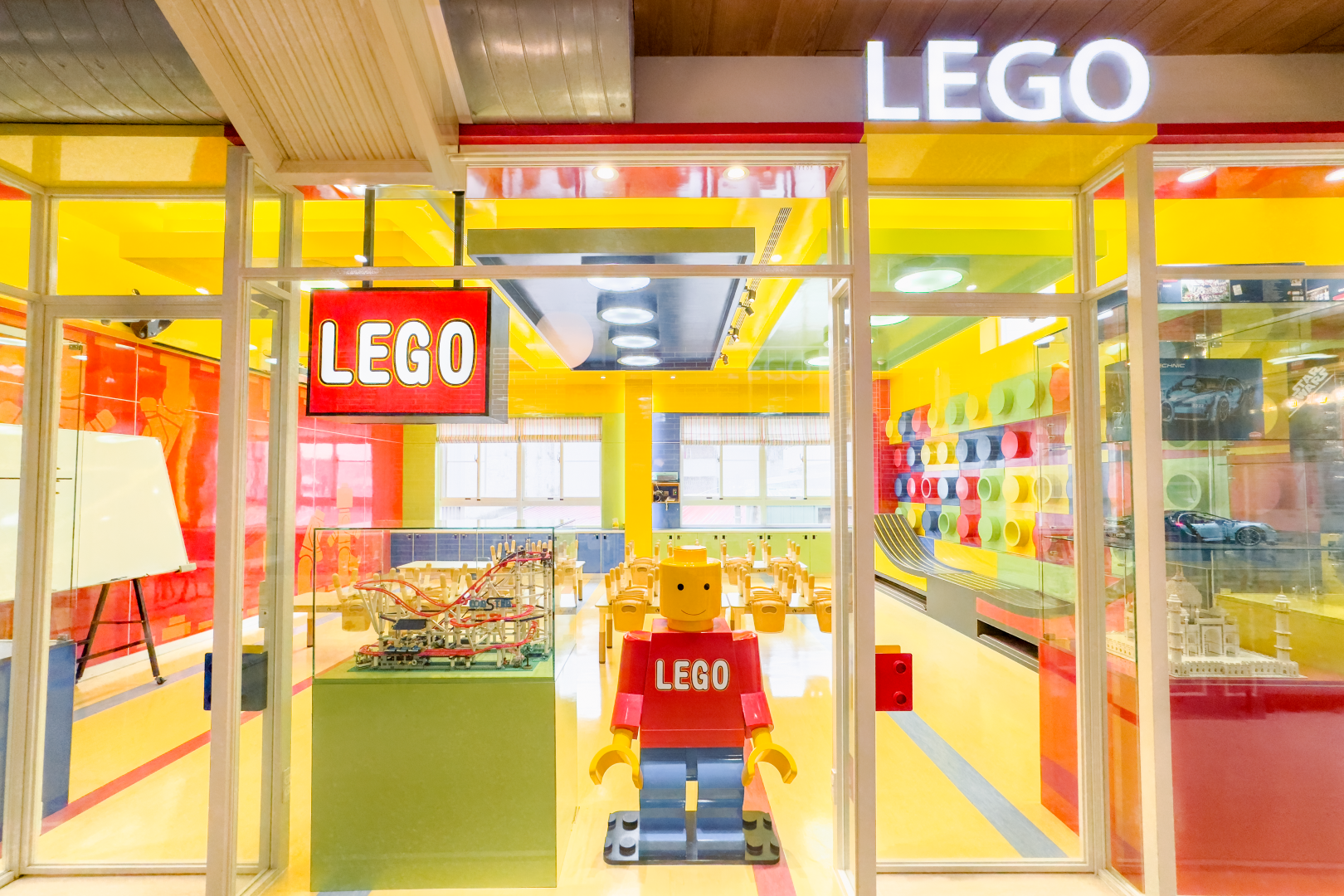 LEGO
